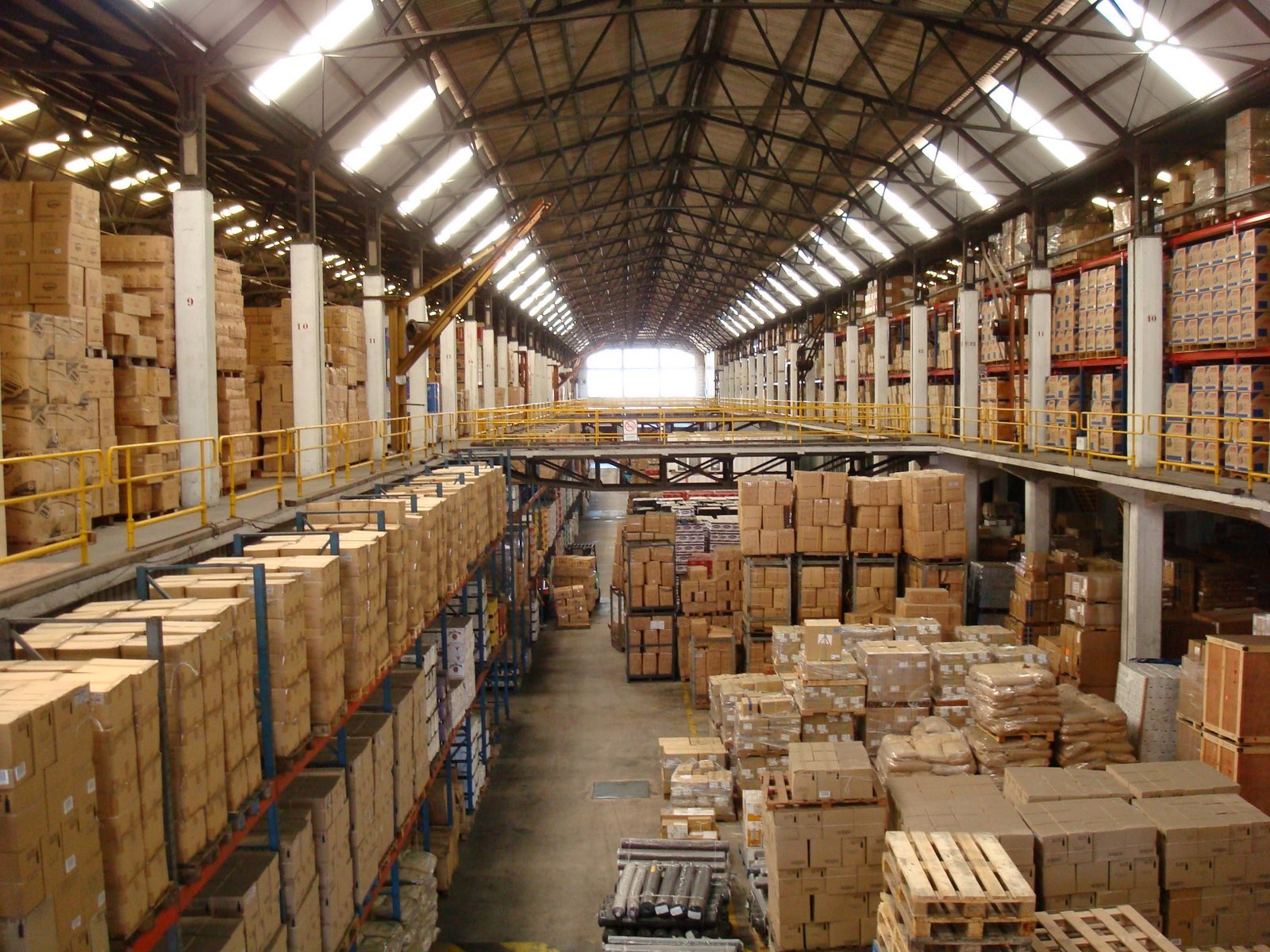 warehouse-packing.jpg